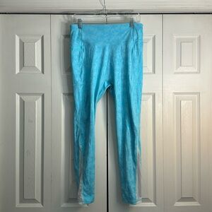 Crowned Athletics Snowflake Queen Leggings